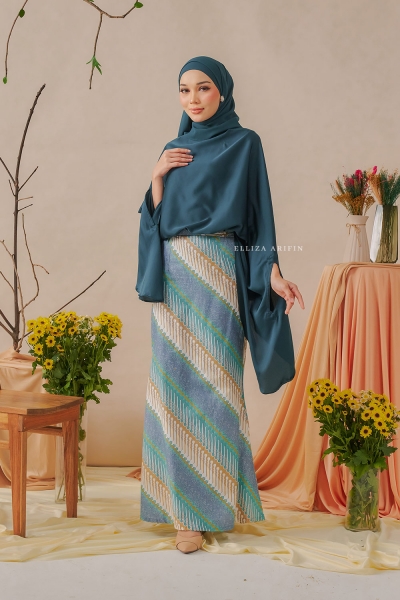 Caftan Anggun in Tepung Pelita